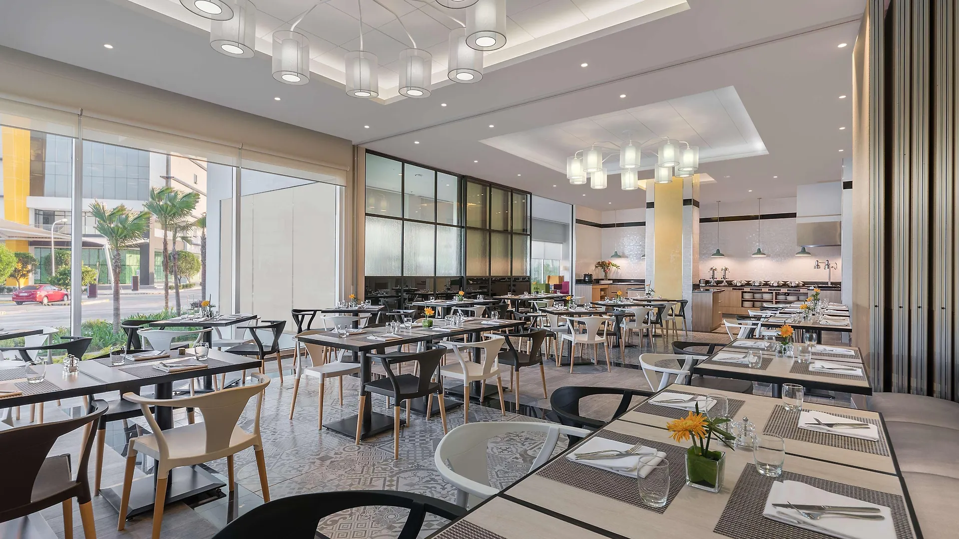 Park Inn By Radisson Clark Angeles Hotel