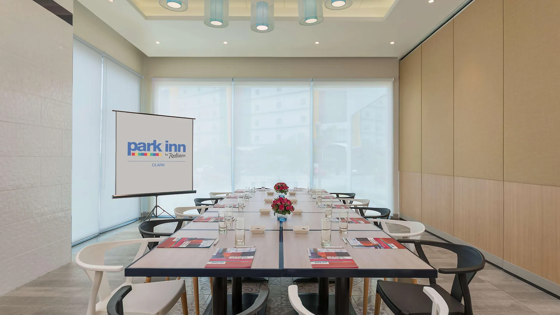 Park Inn By Radisson Clark Angeles Philippines