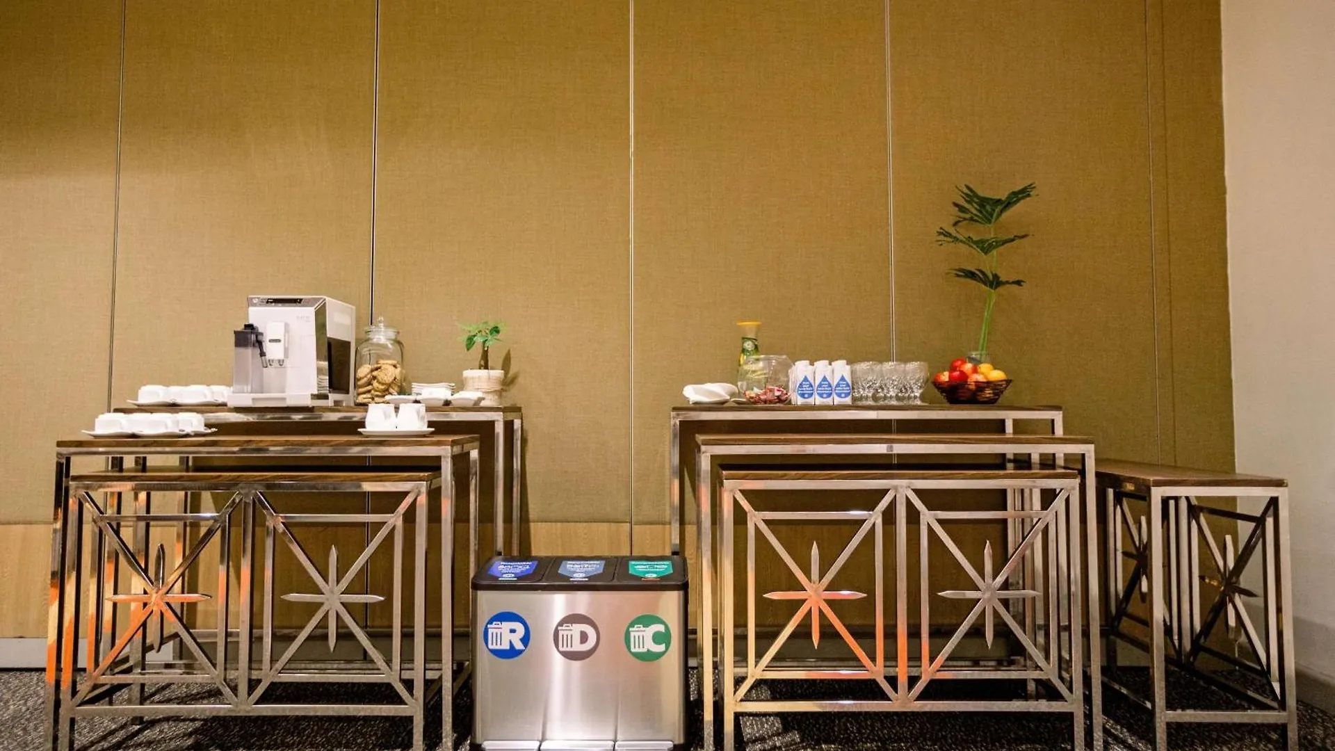 Park Inn By Radisson Clark Angeles