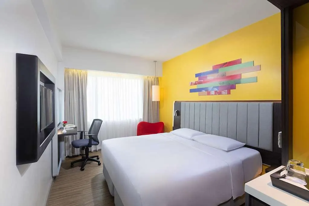 Hotel Park Inn By Radisson Clark Angeles