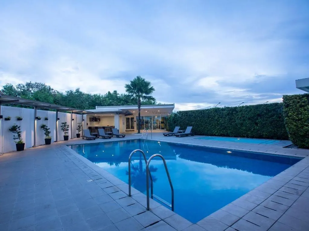 Hotel Park Inn By Radisson Clark Angeles